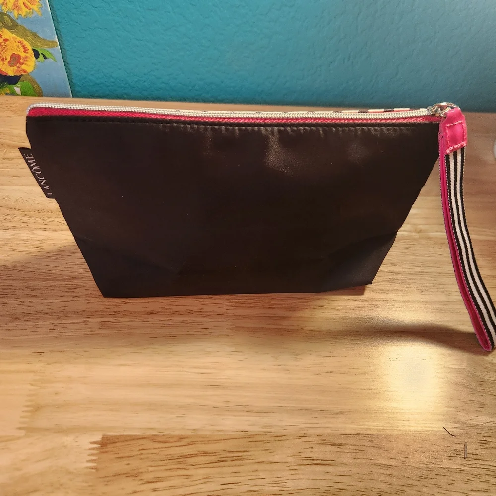 Lancome Black/Hot Pink/White Make-Up Bags Set Of Two‎